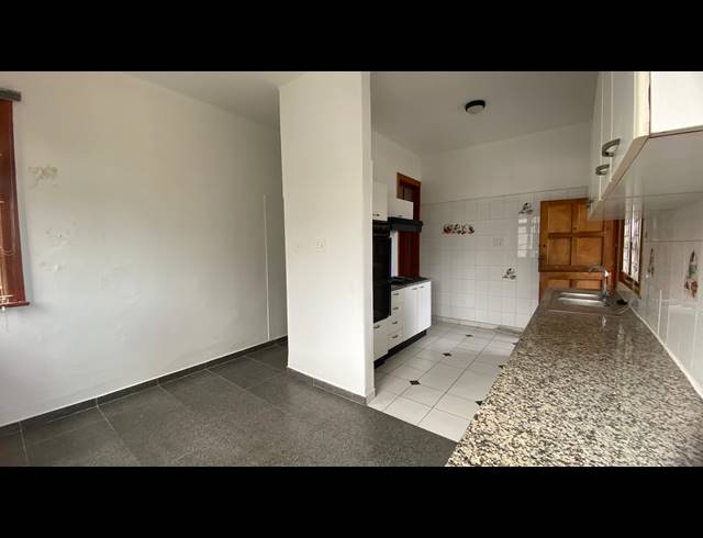 2 BEDROOM FLAT FOR SALE IN GLENWOOD